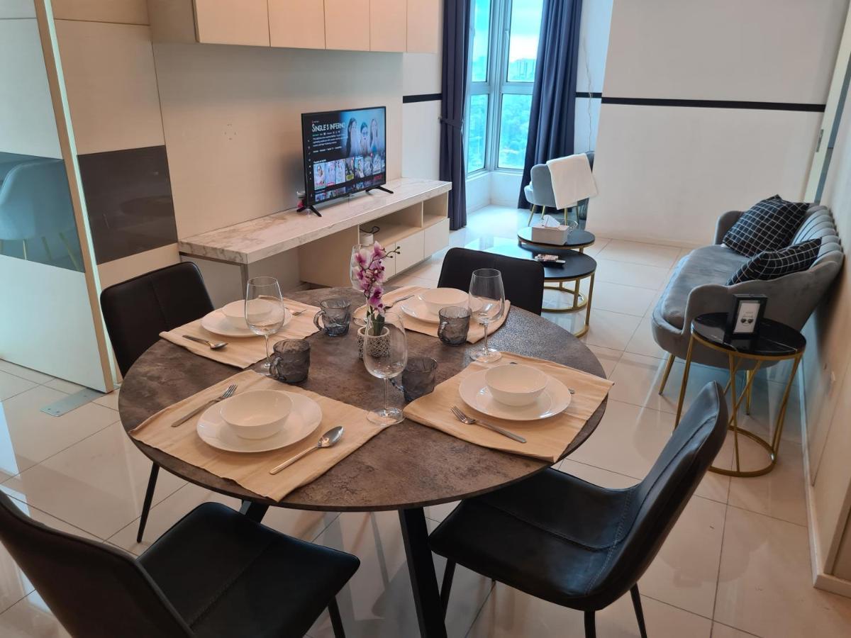 Verve 2Bedroom 2To6Pax Kuala Lumpur Near Midvalley Megamall Exterior photo